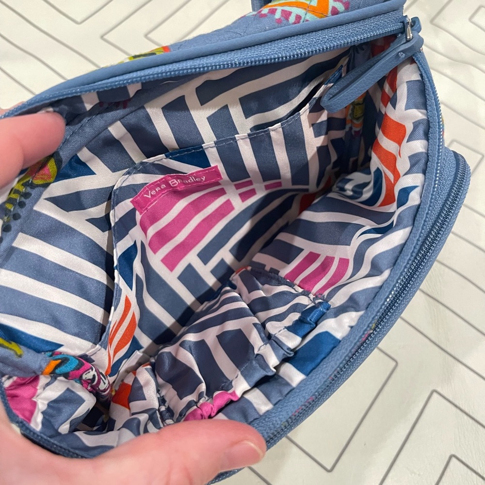 Vera Bradley Hip Bag - Picture 8 of 9